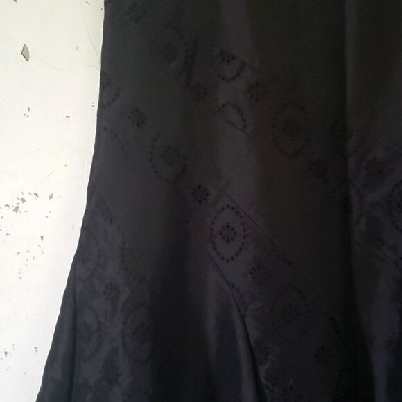 MARKS and SPENCER Per Una Women's Embroidered Sophisticated Maxi Skirt Size 20 - Picture 3 of 10